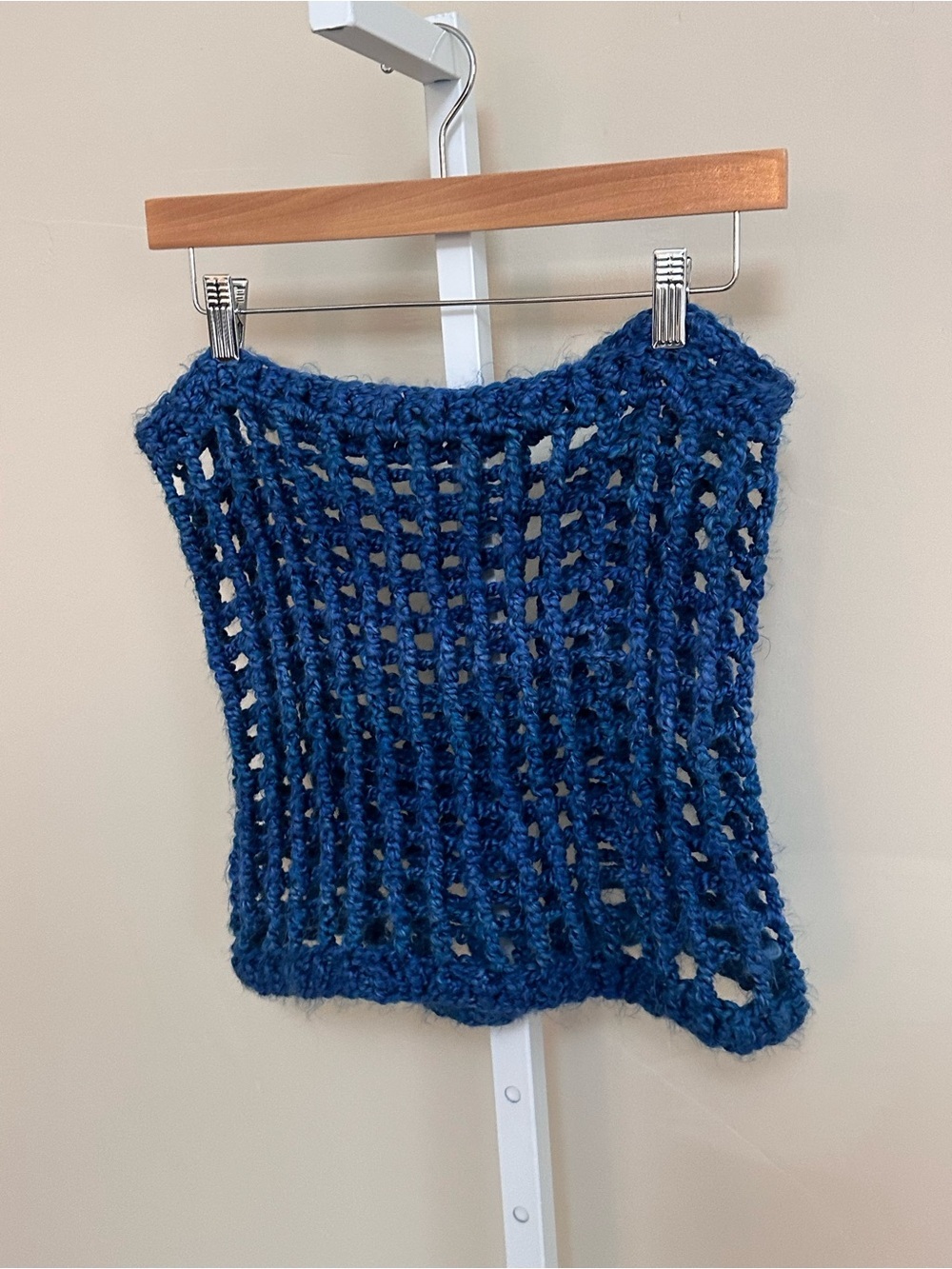 Chunky Blue Hand Knit Crochet Infinity Scarf Cowl 13” x 13” - Picture 4 of 4